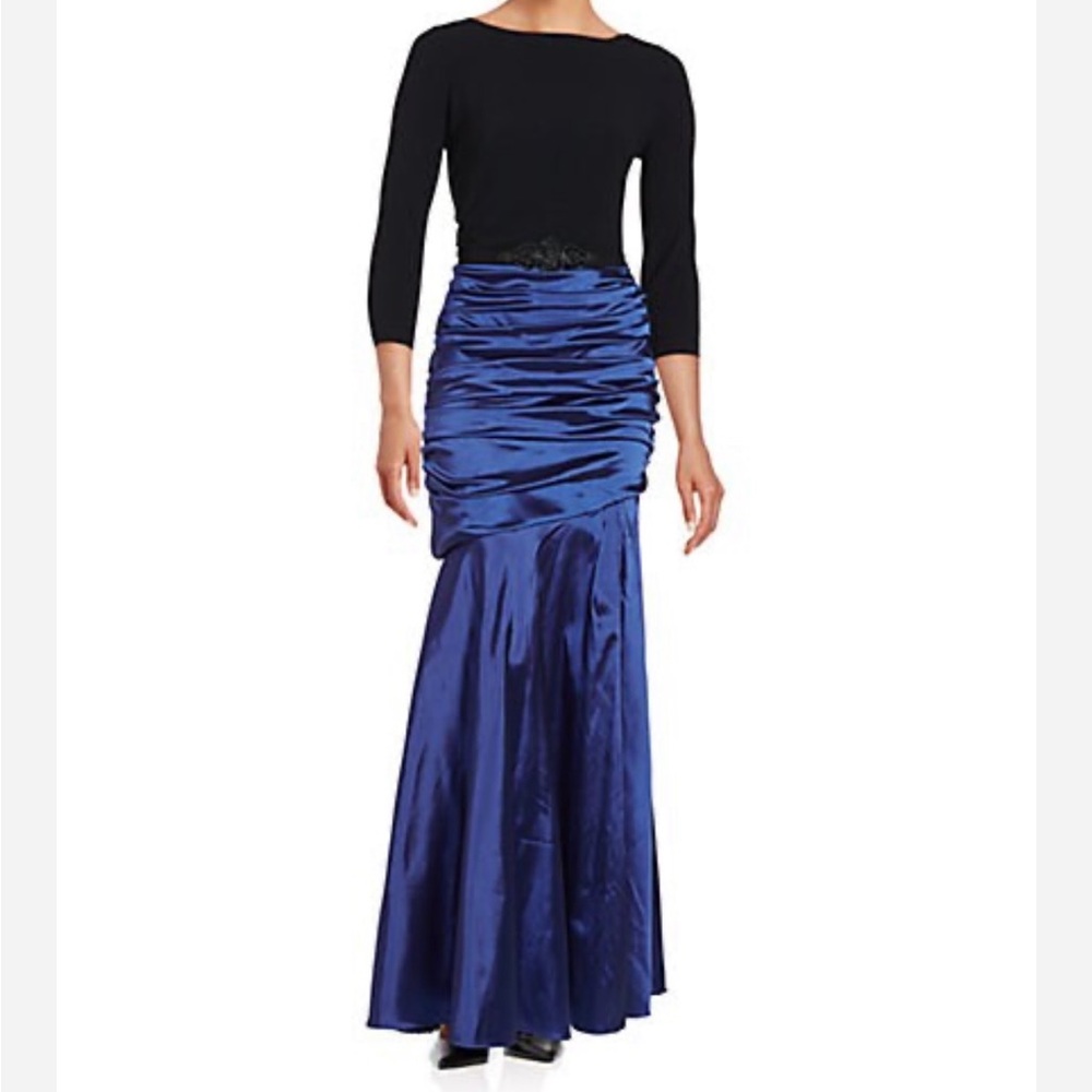 Theia Black and Royal Blue Long-Sleeve Evening Gown
